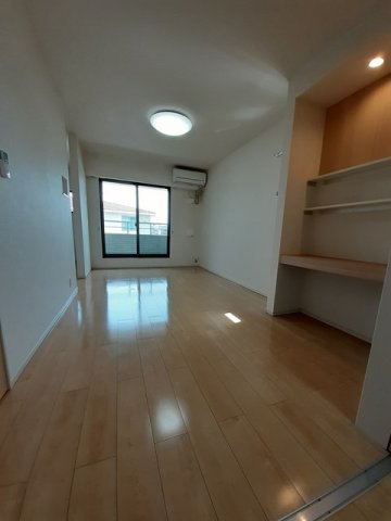 居室・リビング　使いやすい居間です