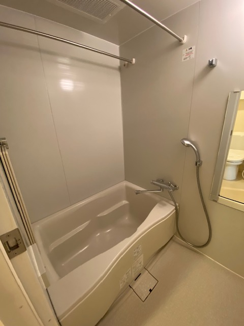 バス・シャワールーム　別部屋参考写真