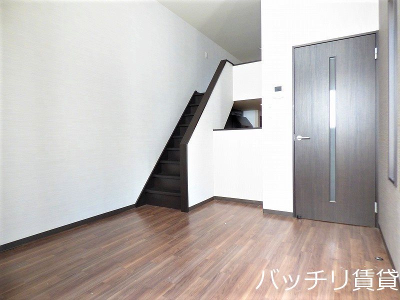 居室・リビング　画像は同シリーズ参考画像の為、現況を優先いたします。