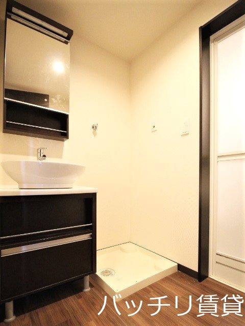 洗面設備　画像は同シリーズ参考画像の為、現況を優先いたします。