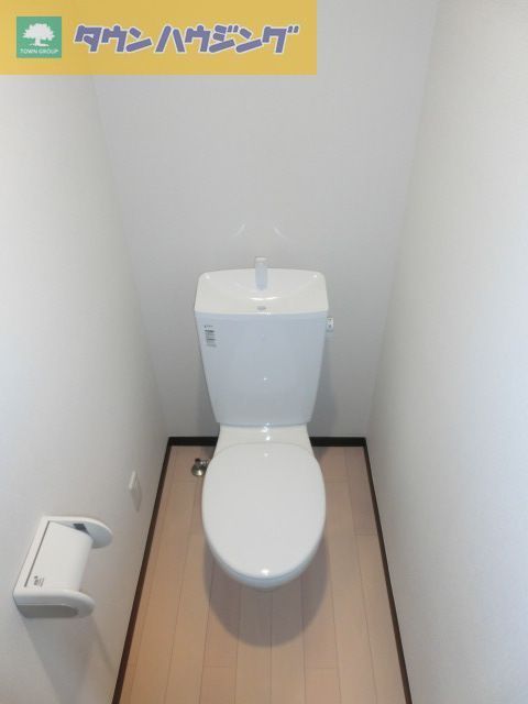 トイレ　トイレ