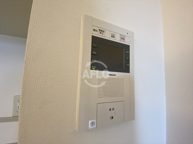 セキュリティ　ロイヤルパークス桃坂　TVモニター付きインターホン
