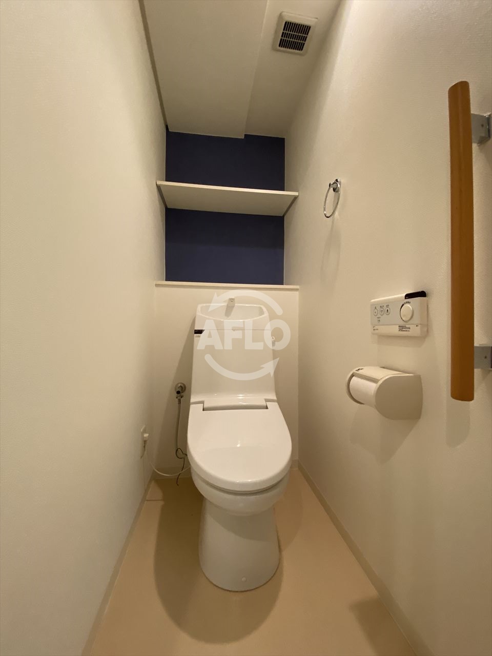 トイレ　ロイヤルパークス桃坂　温水洗浄便座