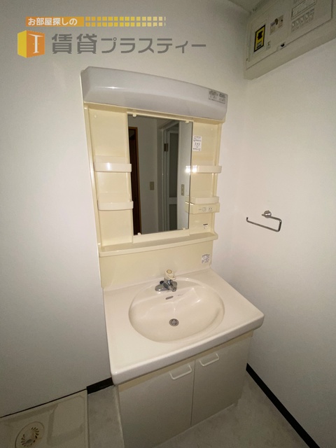 洗面設備　独立洗面台は嬉しい。