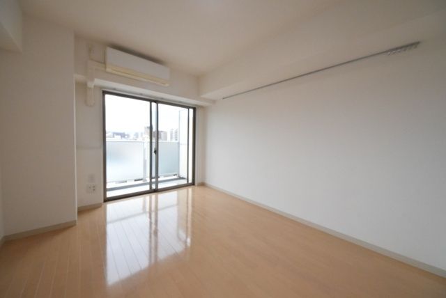 居室・リビング　☆フローリング☆