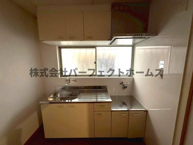 居室・リビング　こちらのリビングで趣味の時間をお楽しみください