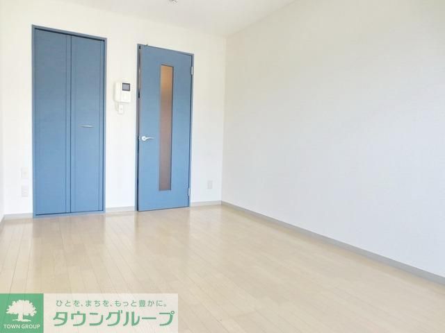 居室・リビング　★広々な居室★