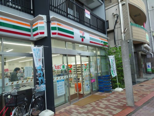コンビニ　セブンイレブン 平井駅通り店（コンビニ）まで530m