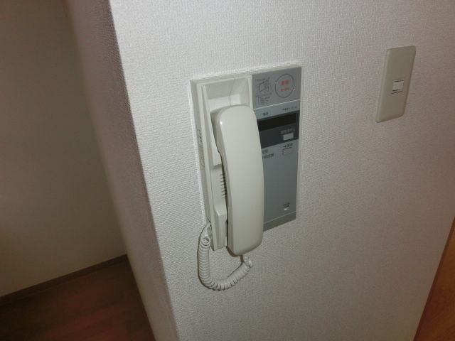 セキュリティ　安心オートロック付き