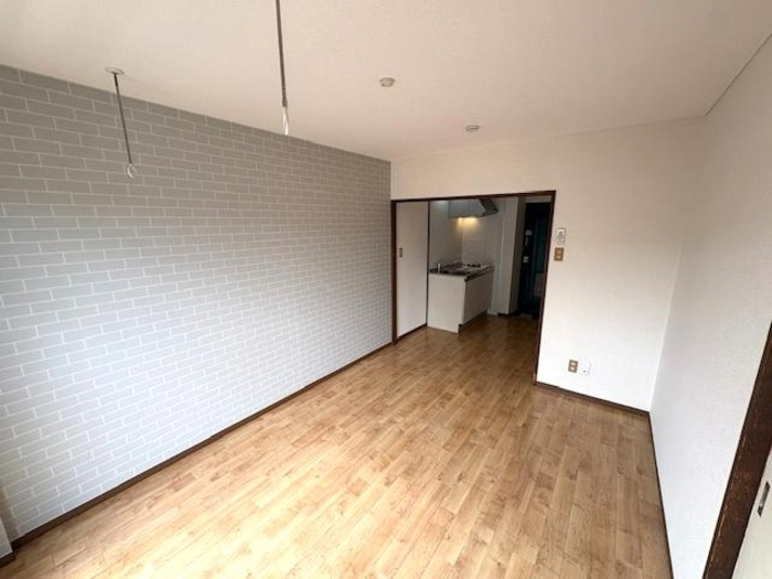 その他部屋・スペース　退去予定のため別部屋写真使用