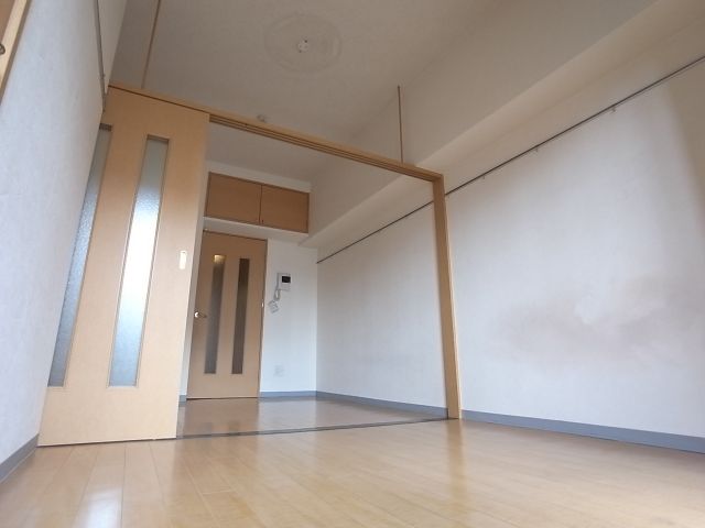 居室・リビング　洋室