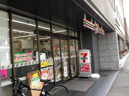 コンビニ　セブンイレブン赤坂8丁目店（コンビニ）まで275m