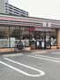 コンビニ　セブンイレブン名古屋木場町店（コンビニ）まで402m