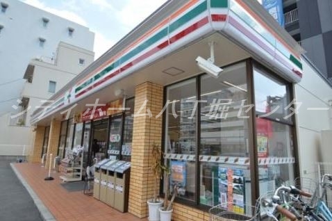 コンビニ　セブンイレブン広島東平塚店（コンビニ）まで15m