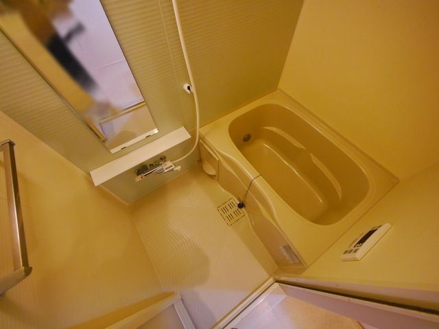 バス・シャワールーム　※別部屋の参考写真です。※
