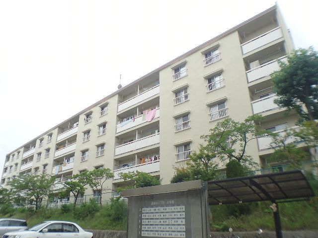 建物外観　御影山手の分譲マンションです。