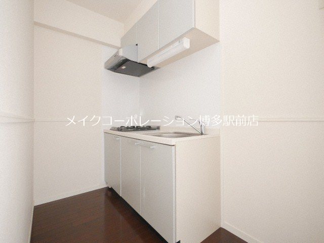 キッチン　※室内写真は同物件別部屋(清掃前の写真)引用・現状優先です。