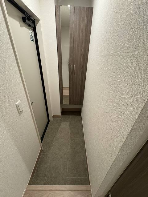 玄関　収納もある玄関です