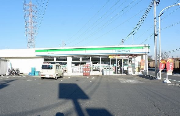 コンビニ　ファミリーマート東村山廻田町店（コンビニ）まで400m