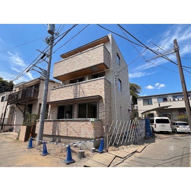 建物外観　積水ハウス施工のシャーメゾン