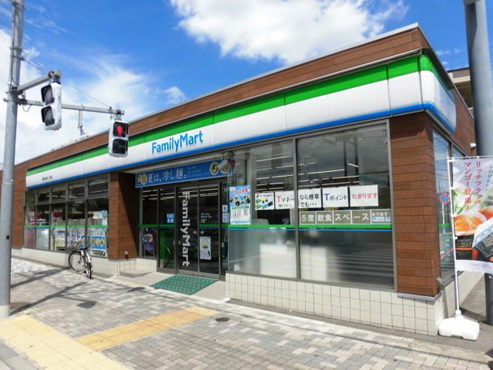 コンビニ　ファミリーマート 調布上ノ原店（コンビニ）まで247m