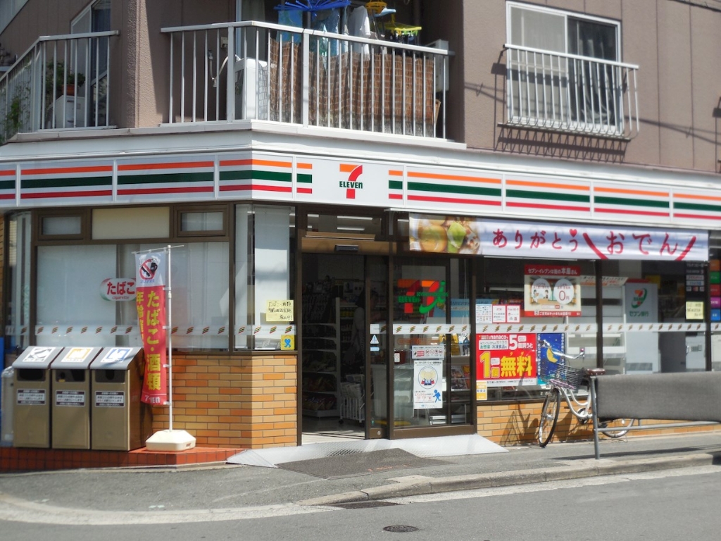 コンビニ　セブン-イレブン 大阪十三東１丁目店（コンビニ）まで388m