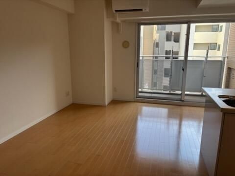居室・リビング　写真は同タイプ住居です。