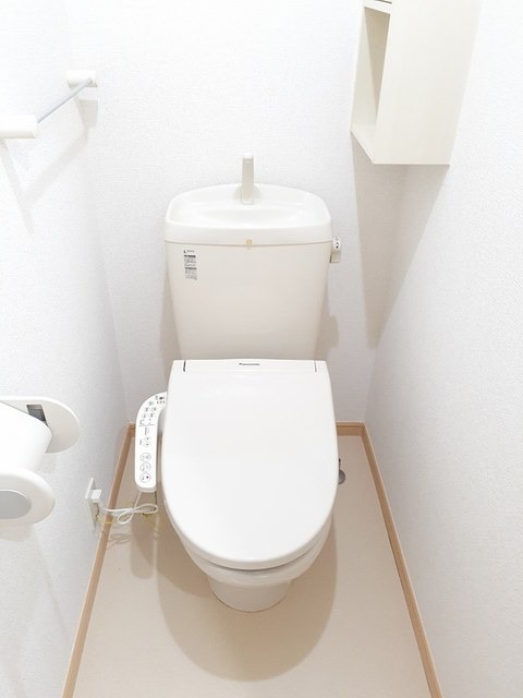 トイレ　図面と現状に相違がある場合には現状を優先