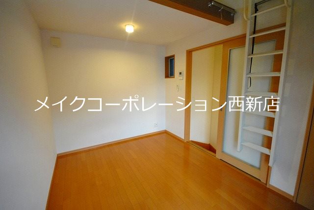 地下鉄七隈線 茶山駅 徒歩15分 2階建 築15年の居間写真