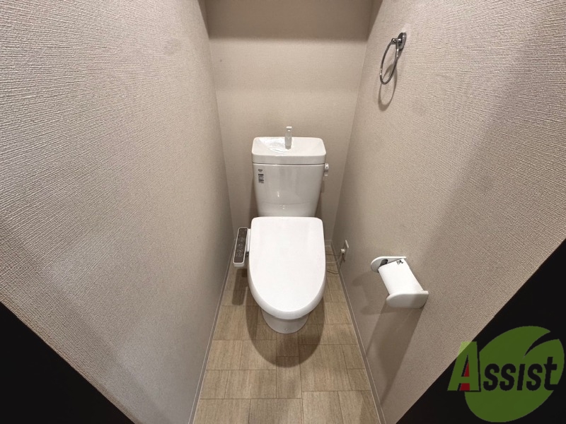 トイレ　トイレは、シャワートイレとなっております。