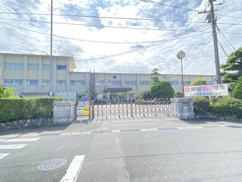 CREAの周辺写真