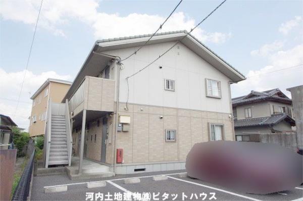 建物外観　アール・ブルー