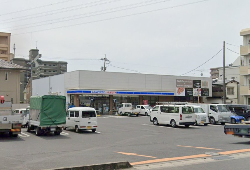 コンビニ　ローソン岡山福富中店（コンビニ）まで574m