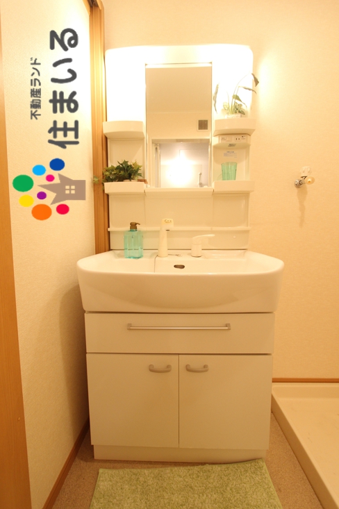 洗面設備　※写真は同型タイプとなります