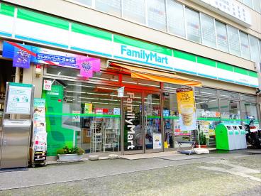 コンビニ　セブンイレブン（コンビニ）まで150m