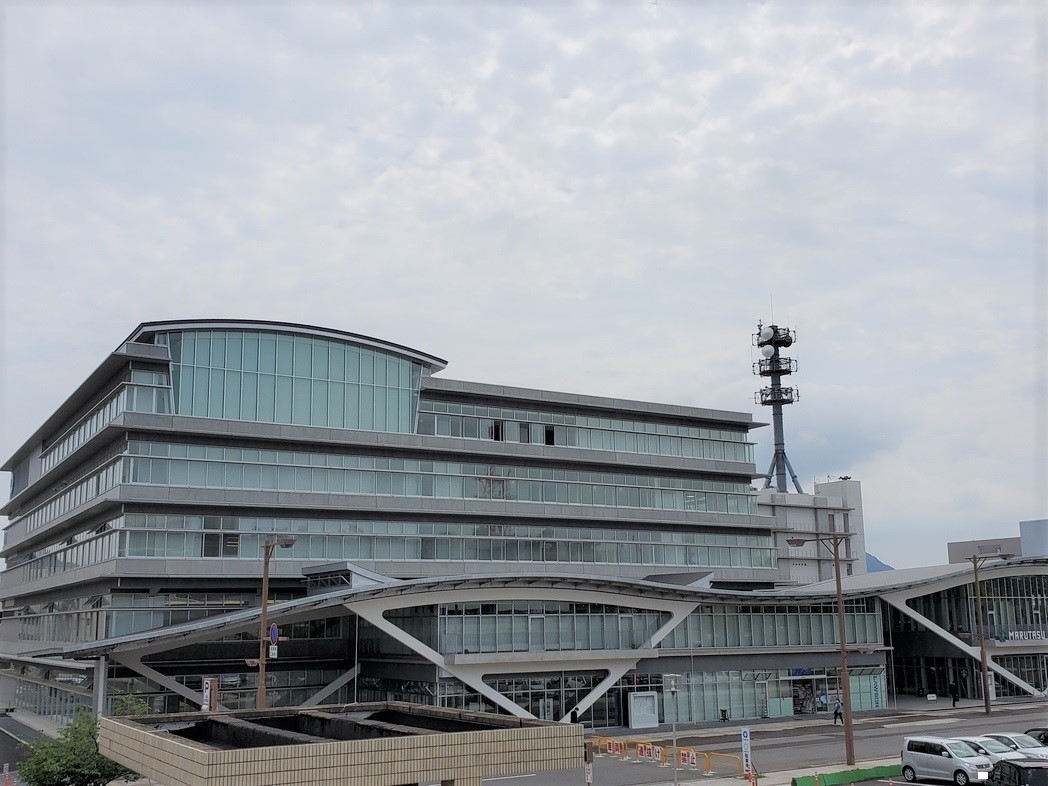 役所　丸亀市役所（役所）まで1662m