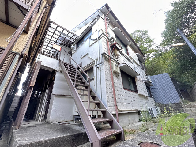 メゾン西山町の建物外観