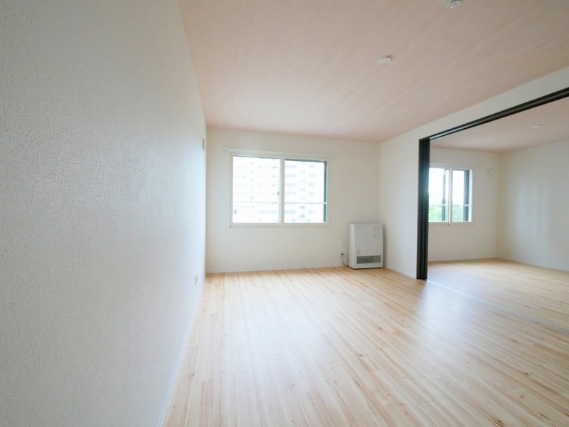 居室・リビング　☆10.5帖の広々としたリビングです！