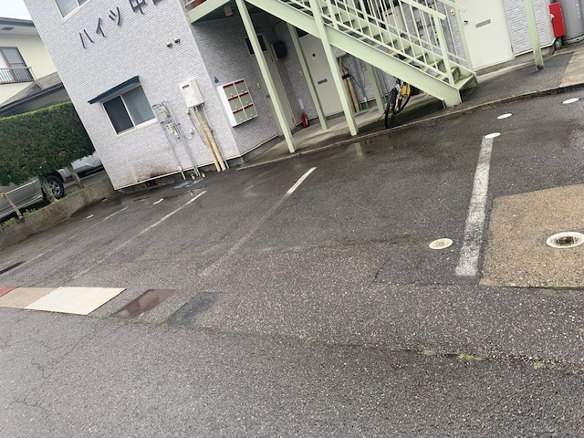 【ハイツ中島の駐車場】