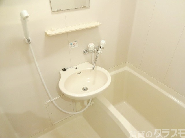バス・シャワールーム　きれいです！