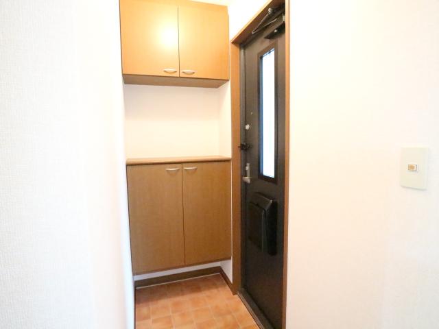 玄関　落ち着いた玄関です