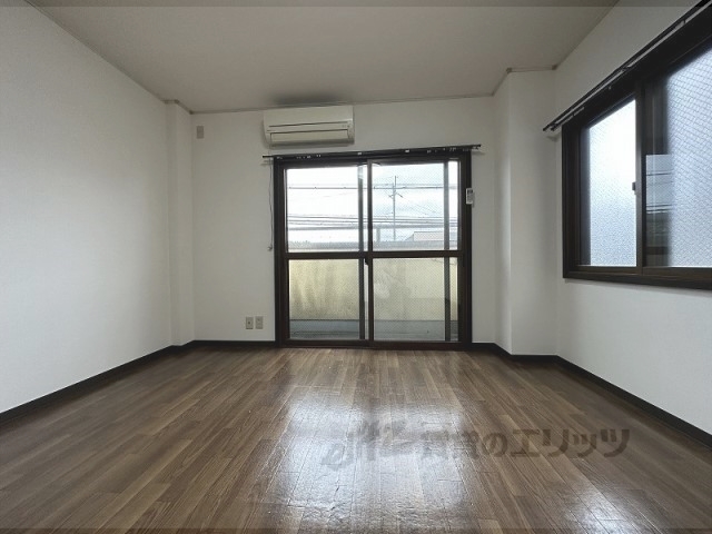 居室・リビング　居室