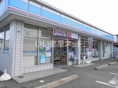 【大和高田市中今里町のアパートのコンビニ】