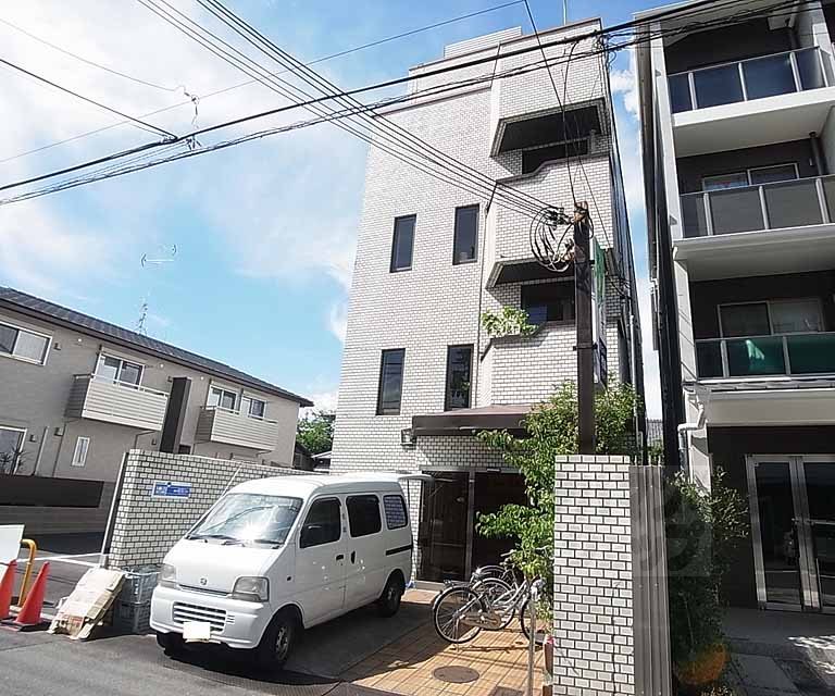 建物外観　鞍馬口エリアのお部屋探しはアパマンショップ北大路店まで！