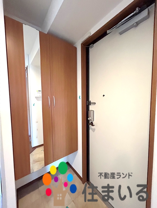 玄関　※写真は同社施工事例の参考画像となります