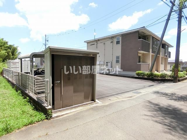 【津市一志町高野のアパートのその他設備】