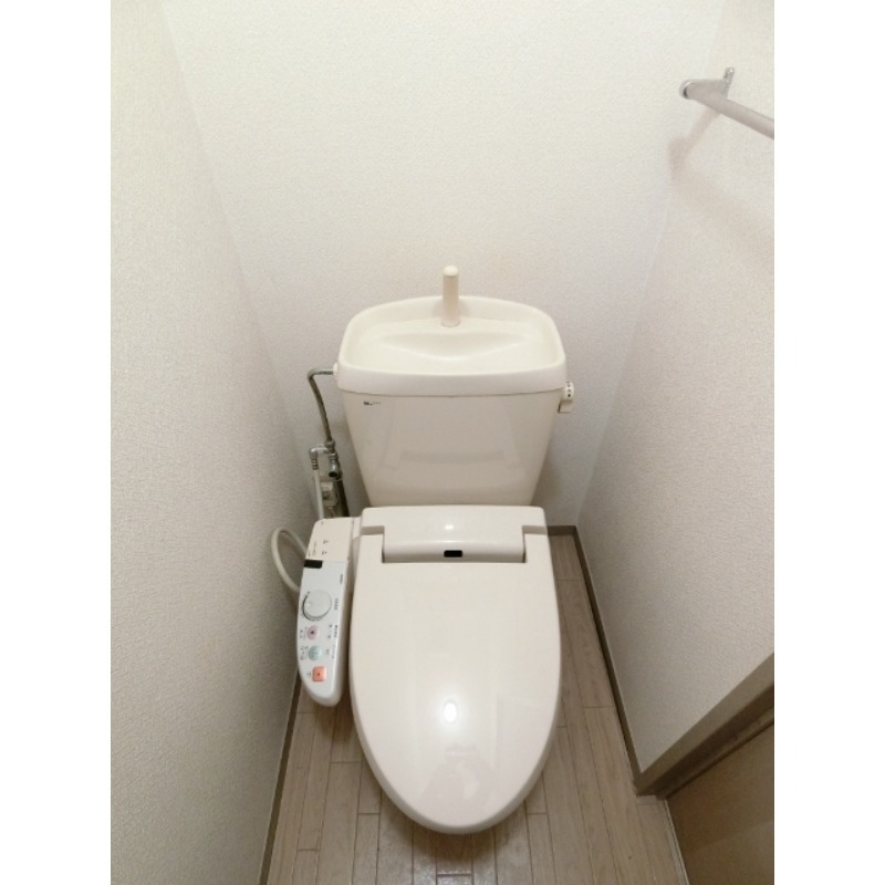 トイレ　図面と現状に相違がある場合には現状を優先