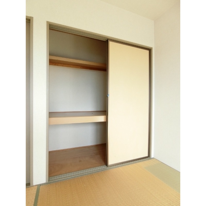 収納　図面と現状に相違がある場合には現状を優先