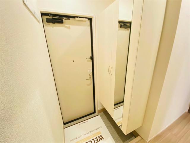 玄関　同型タイプ・現状優先