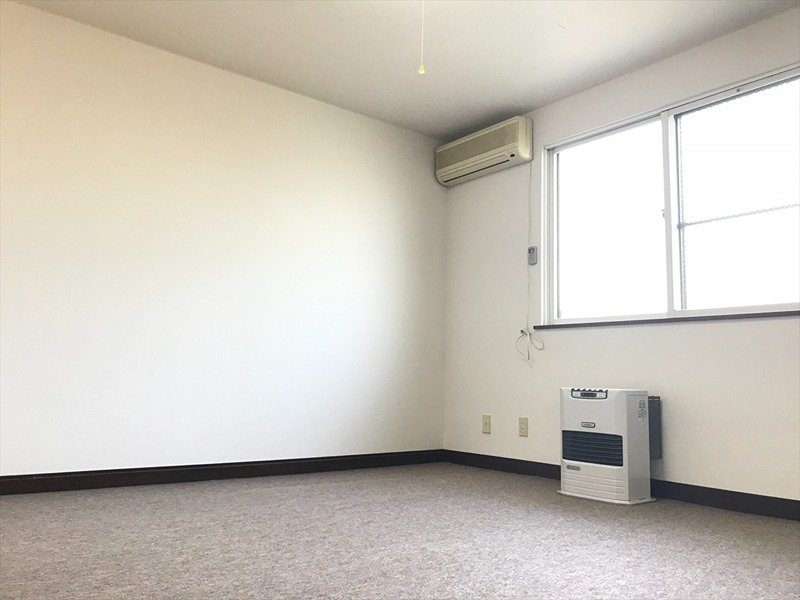 居室・リビング　洋室（8帖）の様子